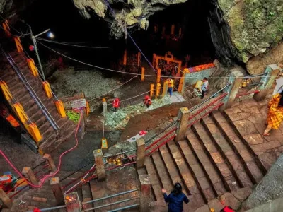 Halesi Mahadev Tour Package